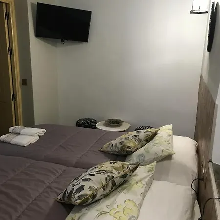 La Del Cani 2*